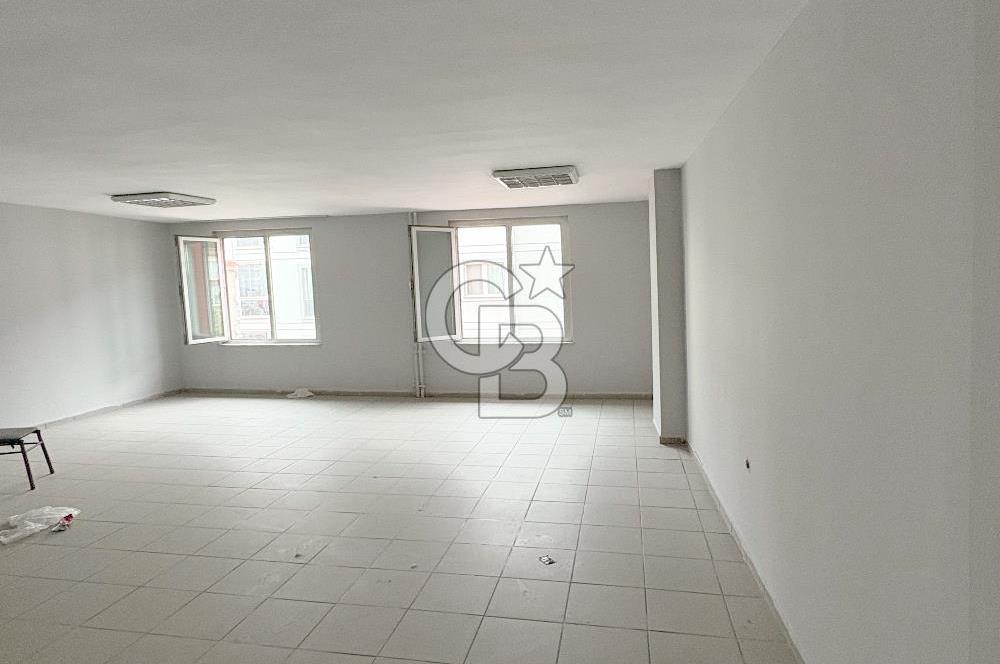 BAĞCILAR İNÖNÜ MAHALLESİ SATILIK 650 M2 OFİS KATI