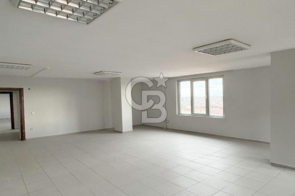 BAĞCILAR İNÖNÜ MAHALLESİ SATILIK 650 M2 OFİS KATI