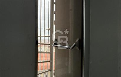 BAĞCILAR İNÖNÜ MAHALLESİ SATILIK 650 M2 OFİS KATI