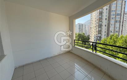 EFEKENT SİTESİNDE GENİŞ AİLELER İÇİN İDEAL 4+1 DAİRE