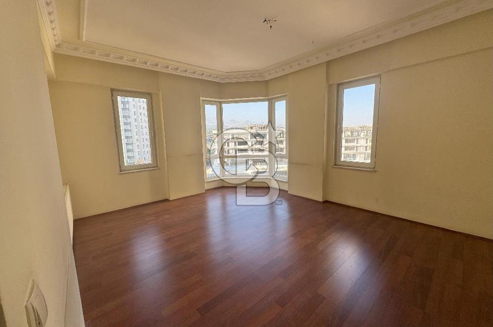 TALAS BAHÇELİEVLER EFEKENT SİTESİNDE 4+1 DAİRE