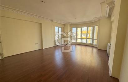 EFEKENT SİTESİNDE GENİŞ AİLELER İÇİN İDEAL 4+1 DAİRE