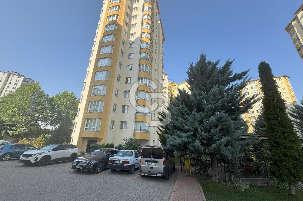 TALAS BAHÇELİEVLER EFEKENT SİTESİNDE 4+1 DAİRE