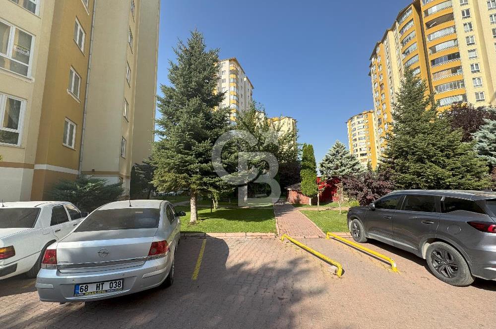 TALAS BAHÇELİEVLER EFEKENT SİTESİNDE 4+1 DAİRE