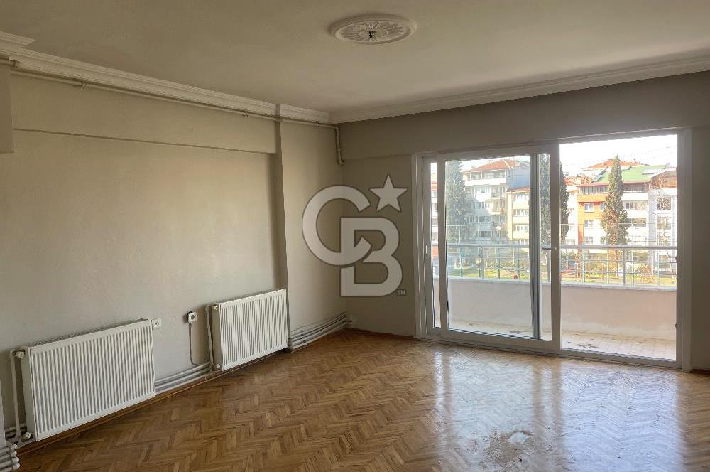 FEVZİÇAKMAK MAHALLESİ ÖĞRENCİYE KİRALIK EŞYALI 2+1 DAİRE!​