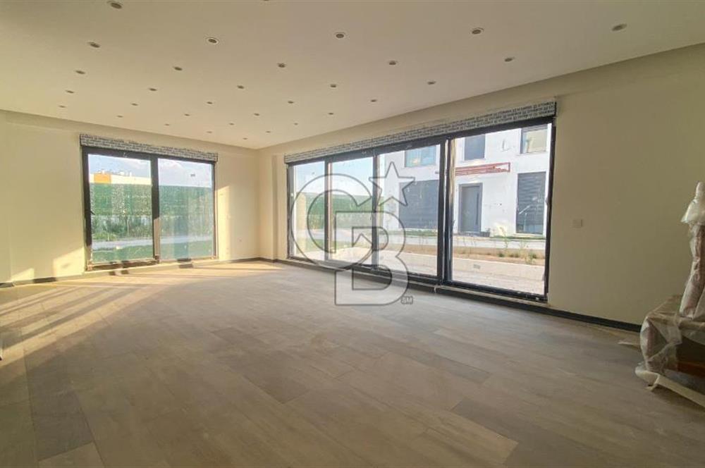 CB CITY' DEN YAŞAMKENTTE SATILIK 4+1 HAVUZLU VİLLA
