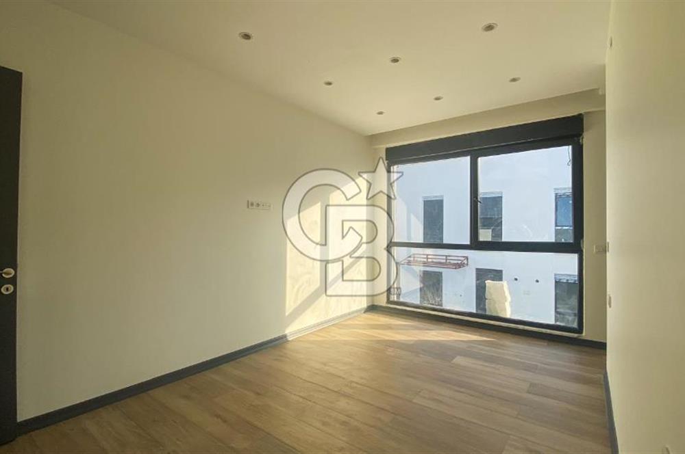 CB CITY' DEN YAŞAMKENTTE SATILIK 4+1 HAVUZLU VİLLA