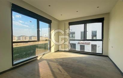 CB CITY' DEN YAŞAMKENTTE SATILIK 4+1 HAVUZLU VİLLA
