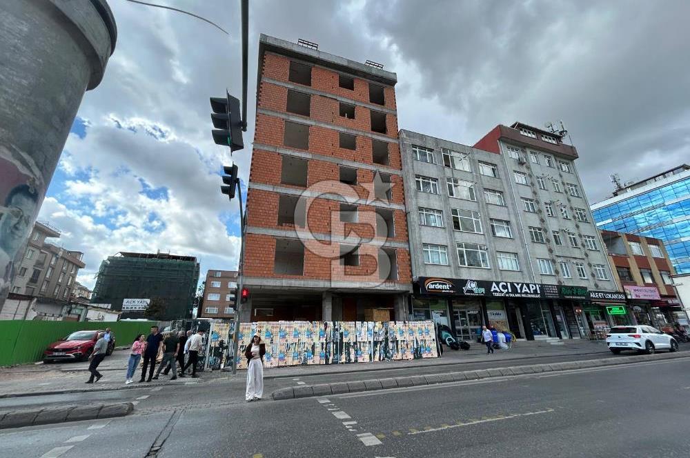 CB ONE'DAN AVRUPA KONUTLARI KARŞISI YENİ BİNADA SATILIK 3+1
