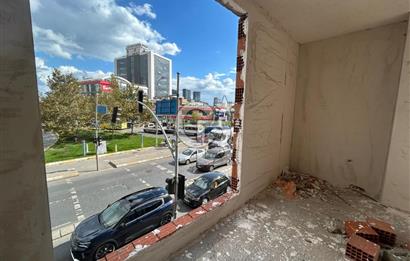 CB ONE'DAN AVRUPA KONUTLARI KARŞISI YENİ BİNADA SATILIK 3+1