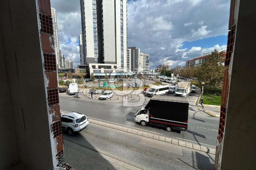 CB ONE'DAN AVRUPA KONUTLARI KARŞISI YENİ BİNADA SATILIK 3+1