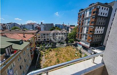 ALEMDAĞ CD METROYA 10 ADIM..MÜKEMMEL KONUMDA SİTE İÇİ OTOPARKLI.