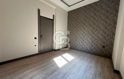 MERSİN ÇANKAYA KUYULUK’TA SATILIK 4+1 BAHÇELİ TRİPLEX VİLLA – GENİŞ TERASLI, OTOPARKLI, LÜKS SİTE İÇİNDE