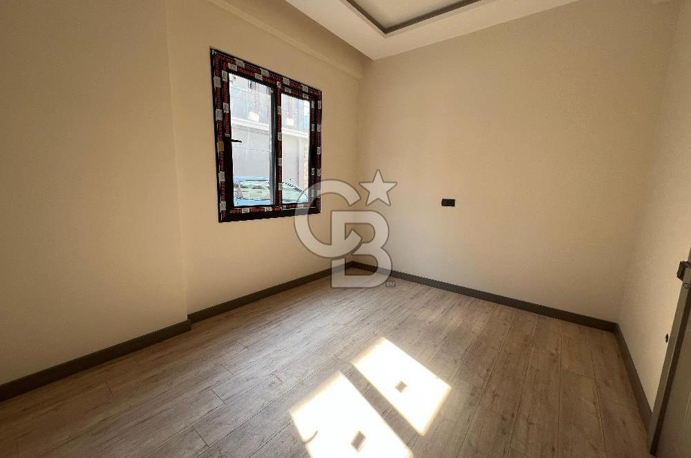 MERSİN ÇANKAYA KUYULUK’TA SATILIK 4+1 BAHÇELİ TRİPLEX VİLLA – GENİŞ TERASLI, OTOPARKLI, LÜKS SİTE İÇİNDE