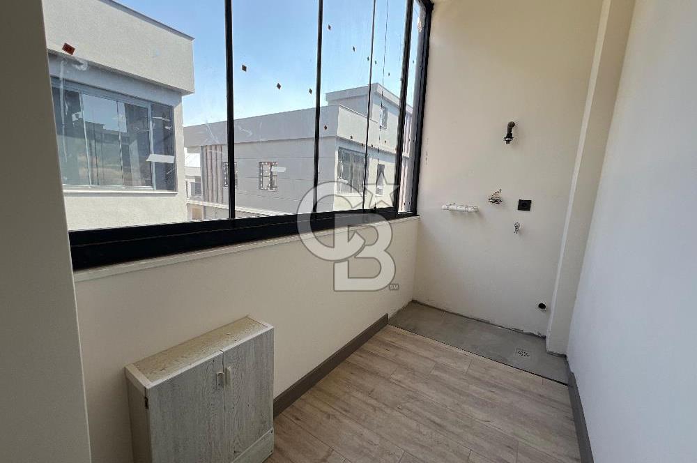 MERSİN ÇANKAYA KUYULUK’TA SATILIK 4+1 BAHÇELİ TRİPLEX VİLLA – GENİŞ TERASLI, OTOPARKLI, LÜKS SİTE İÇİNDE