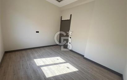 MERSİN ÇANKAYA KUYULUK’TA SATILIK 4+1 BAHÇELİ TRİPLEX VİLLA – GENİŞ TERASLI, OTOPARKLI, LÜKS SİTE İÇİNDE