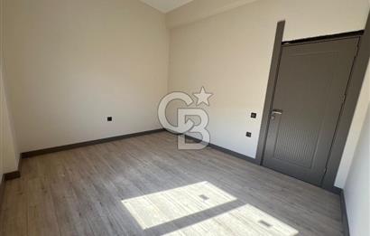MERSİN ÇANKAYA KUYULUK’TA SATILIK 4+1 BAHÇELİ TRİPLEX VİLLA – GENİŞ TERASLI, OTOPARKLI, LÜKS SİTE İÇİNDE