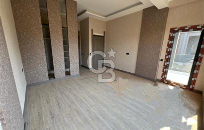 MERSİN ÇANKAYA KUYULUK’TA SATILIK 4+1 BAHÇELİ TRİPLEX VİLLA – GENİŞ TERASLI, OTOPARKLI, LÜKS SİTE İÇİNDE
