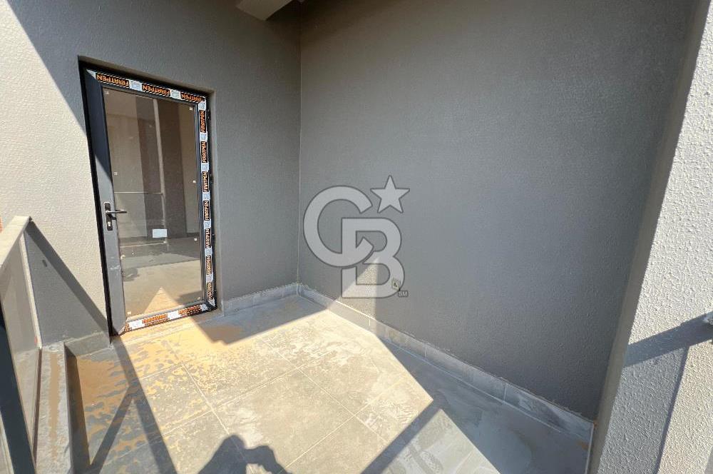 MERSİN ÇANKAYA KUYULUK’TA SATILIK 4+1 BAHÇELİ TRİPLEX VİLLA – GENİŞ TERASLI, OTOPARKLI, LÜKS SİTE İÇİNDE