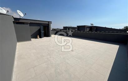 MERSİN ÇANKAYA KUYULUK’TA SATILIK 4+1 BAHÇELİ TRİPLEX VİLLA – GENİŞ TERASLI, OTOPARKLI, LÜKS SİTE İÇİNDE