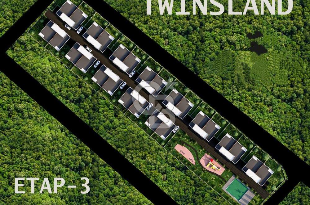 MERSİN ÇANKAYA KUYULUK’TA SATILIK 4+1 BAHÇELİ TRİPLEX VİLLA – GENİŞ TERASLI, OTOPARKLI, LÜKS SİTE İÇİNDE