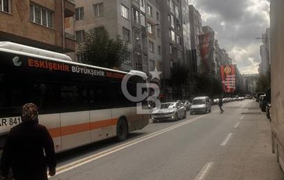 CB CITY'DEN YUNUSEMRE CADDESİNDE KİRALIK 3+1 DAİRE