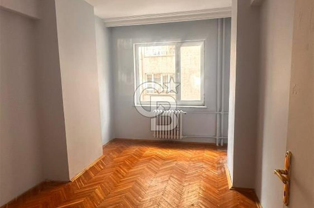 CB CITY'DEN YUNUSEMRE CADDESİNDE KİRALIK 3+1 DAİRE