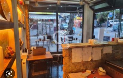 KADIKÖY RASİMPAŞADA ÇİFT CEPHE SATILIK DÜKKAN