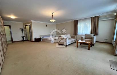 BÜYÜKÇEKMECE KUMBURGAZ'DA 2.784 M² ARSA İÇİNDE MÜSTAKİL VİLLA