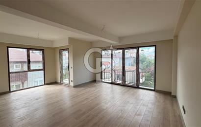ÇENGELKÖY'DE CADDE ÜZERİ LÜX 3+1 100 M2 SATILIK DAİRE
