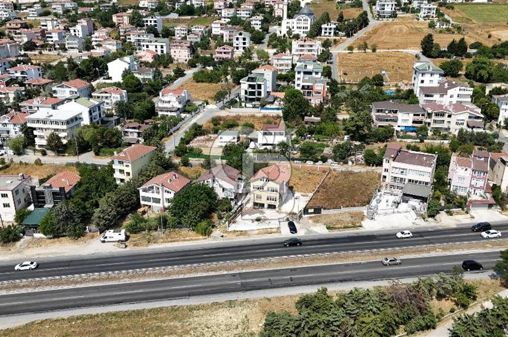 BÜYÜKÇEKMECE KUMBURGAZ E5 CEPHE 555 M² ARSA 