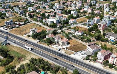 BÜYÜKÇEKMECE KUMBURGAZ E5 CEPHE 555 M² ARSA 