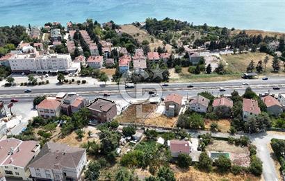 BÜYÜKÇEKMECE KUMBURGAZ E5 CEPHE 555 M² ARSA 