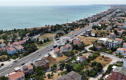 BÜYÜKÇEKMECE KUMBURGAZ E5 CEPHE 555 M² ARSA 