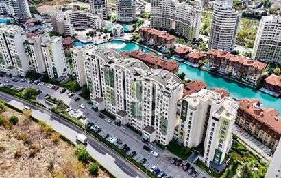 BOSPHORUS CITY GÖL BOĞAZ MANZARALI ERGUVAN EVLERİNDE 3+1