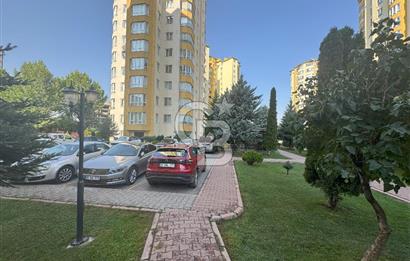 EFEKENT SİTESİNDE GENİŞ AİLELER İÇİN İDEAL 4+1 DAİRE