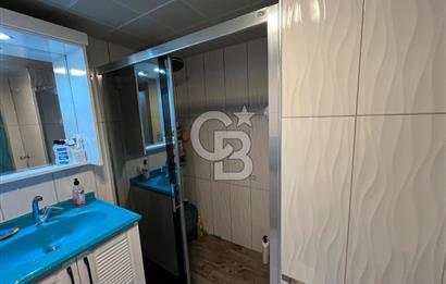 Karşıyaka’da Tersane Karşısında Deniz Manzaralı Satılık 3+1 Daire