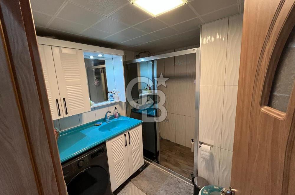 Karşıyaka’da Tersane Karşısında Deniz Manzaralı Satılık 3+1 Daire