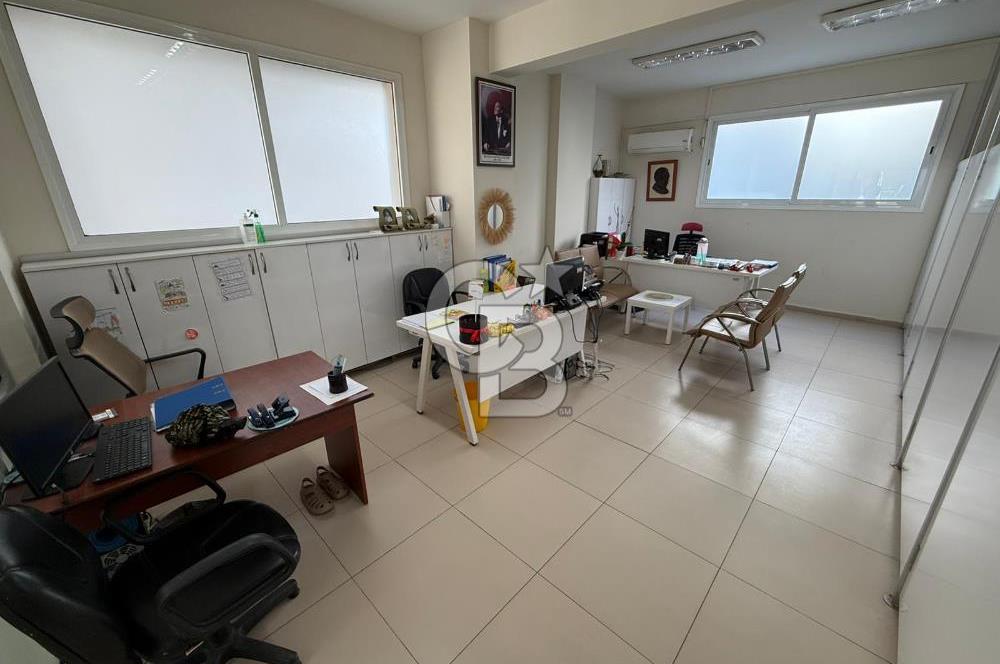 HATAY PAZARYERİ KARŞISI SATILIK TİCARİ DÜKKAN 500 m2