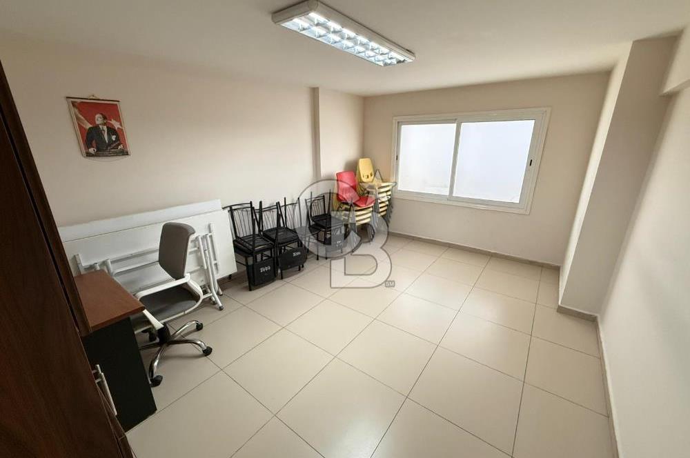 HATAY PAZARYERİ KARŞISI SATILIK TİCARİ DÜKKAN 500 m2