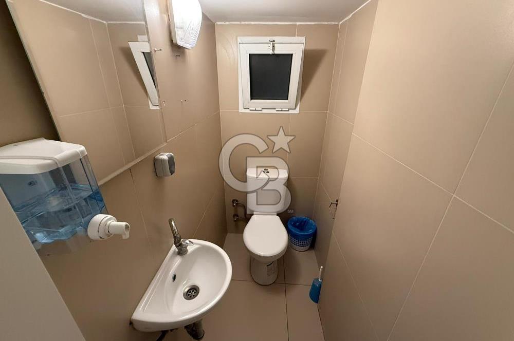 HATAY PAZARYERİ KARŞISI SATILIK TİCARİ DÜKKAN 500 m2