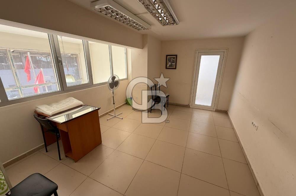 HATAY PAZARYERİ KARŞISI SATILIK TİCARİ DÜKKAN 500 m2