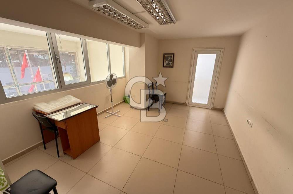 HATAY PAZARYERİ KARŞISI SATILIK TİCARİ DÜKKAN 500 m2