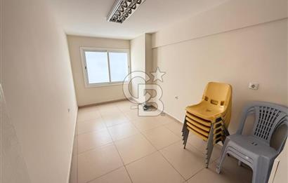 HATAY PAZARYERİ KARŞISI SATILIK TİCARİ DÜKKAN 500 m2