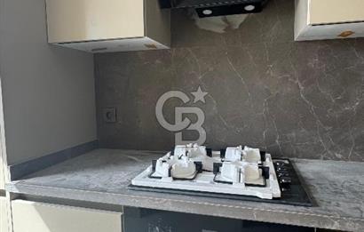 ÇENGELKÖY'DE CADDE ÜZERİ LÜX 3+1 100 M2 SATILIK DAİRE