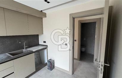 ÇENGELKÖY'DE CADDE ÜZERİ LÜX 3+1 100 M2 SATILIK DAİRE