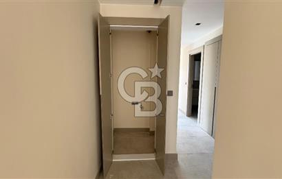 ÇENGELKÖY'DE CADDE ÜZERİ LÜX 3+1 100 M2 SATILIK DAİRE