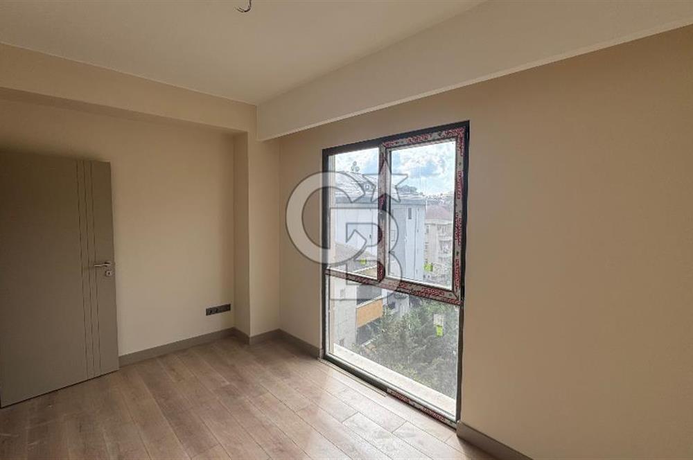 ÇENGELKÖY'DE CADDE ÜZERİ LÜX 3+1 100 M2 SATILIK DAİRE