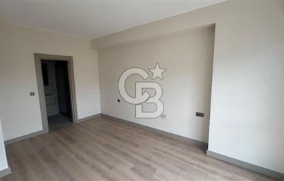 ÇENGELKÖY'DE CADDE ÜZERİ LÜX 3+1 100 M2 SATILIK DAİRE