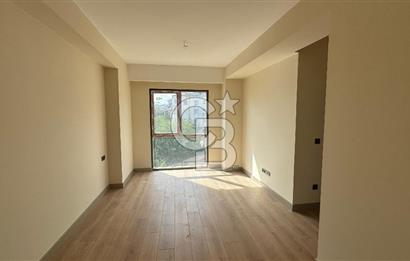 ÇENGELKÖY'DE CADDE ÜZERİ LÜX 3+1 100 M2 SATILIK DAİRE
